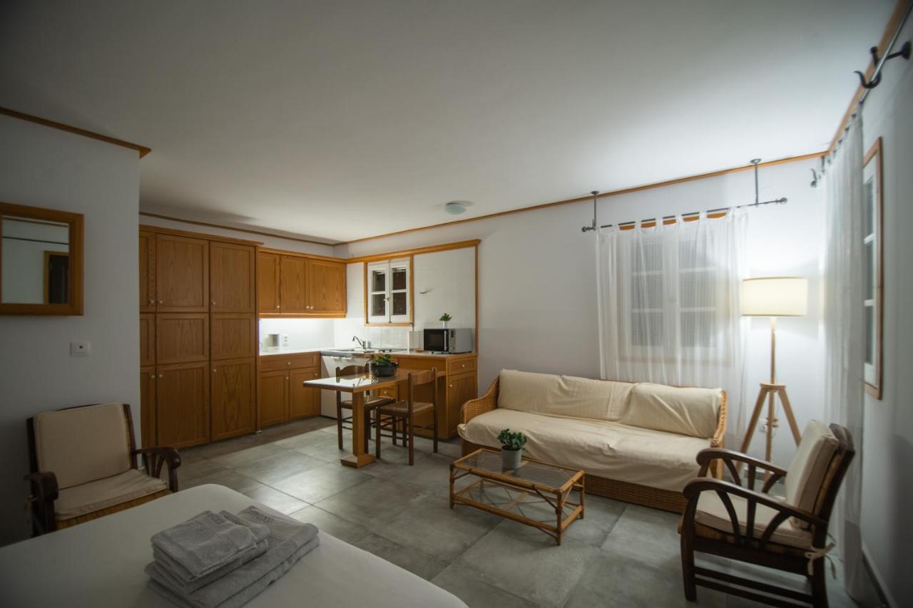 Lotos Beach Home Kini Eksteriør billede