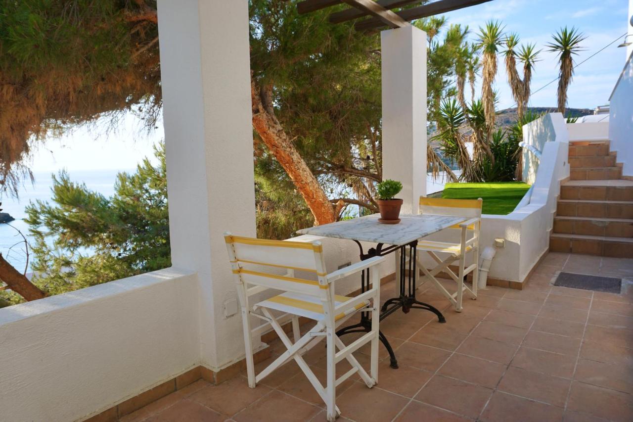 Lotos Beach Home Kini Eksteriør billede