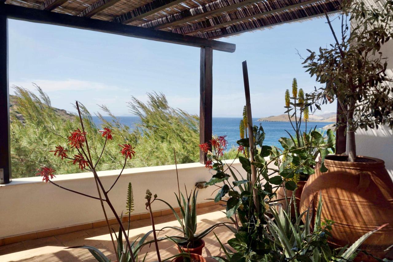 Lotos Beach Home Kini Eksteriør billede